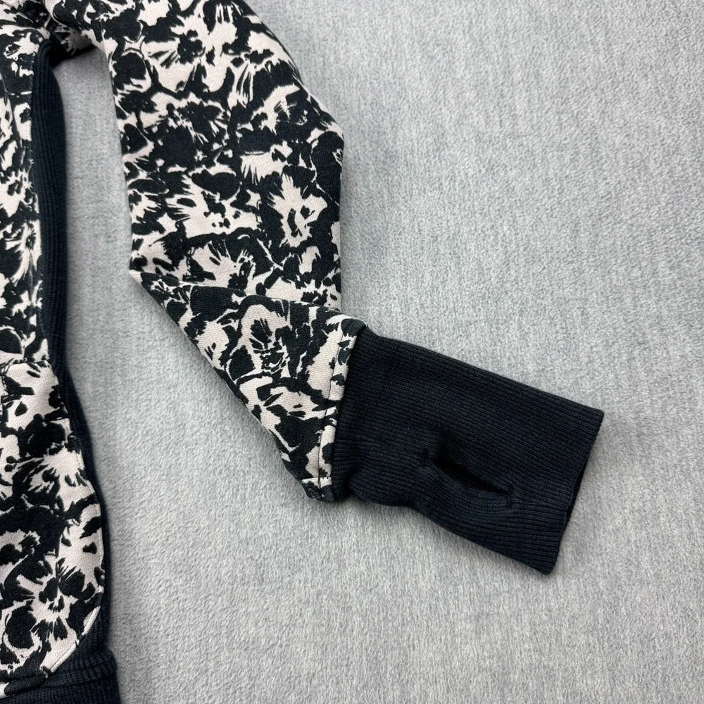 Lululemon Jacket Womens 6 Black Fleur Sombre Cozy Cuddle Up Full‎ Zip Athletic